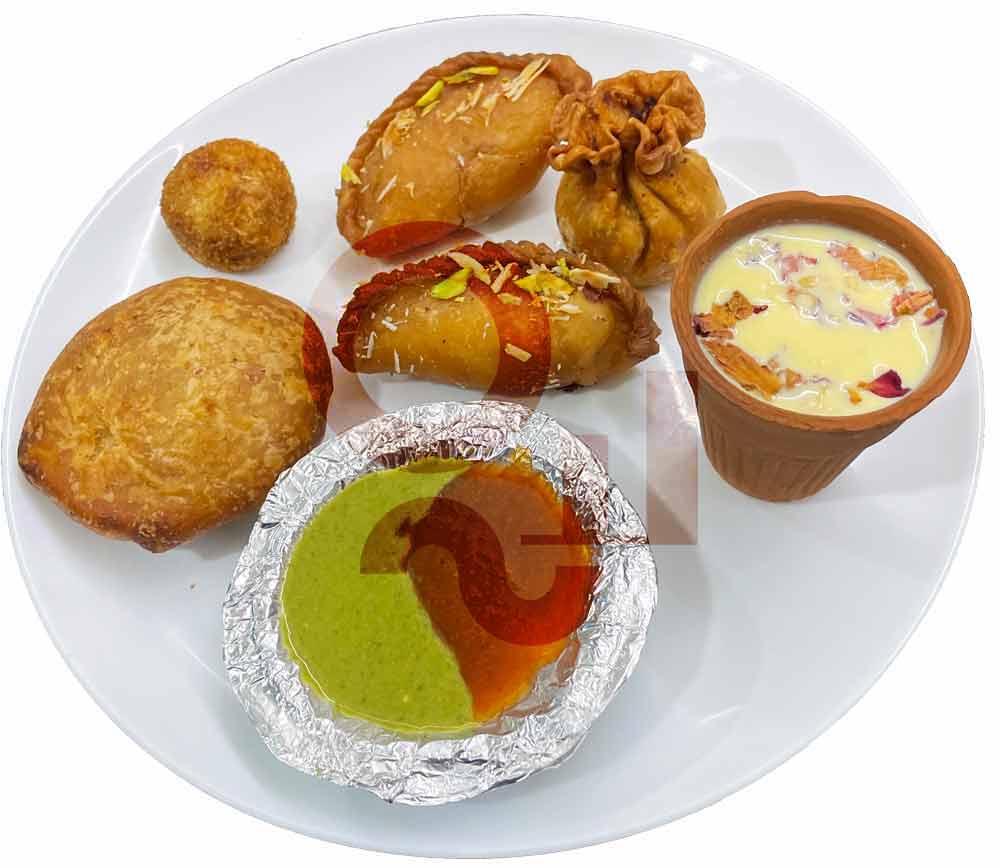 Fresh and crispy snacks - Holi specials