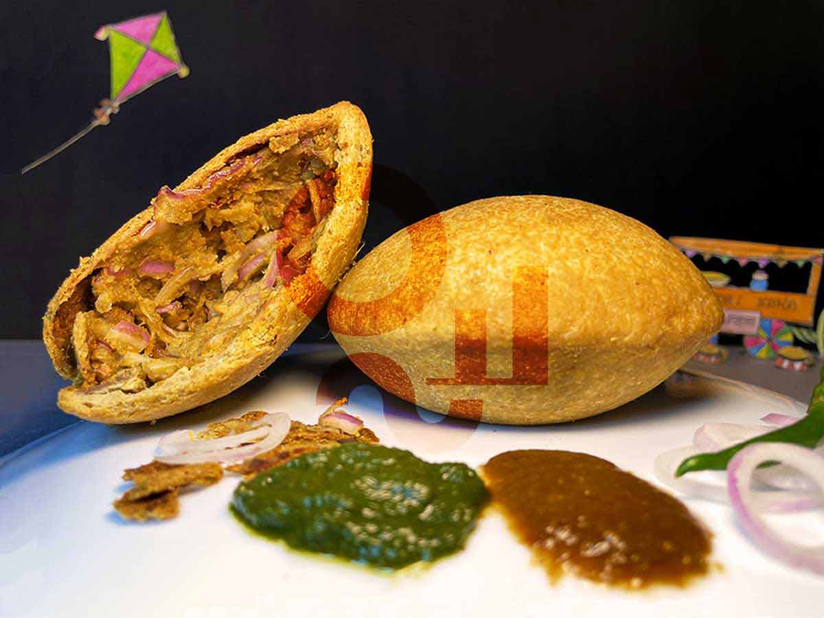 Traditional kachoris with spicy filling - Pyaaz Kachori